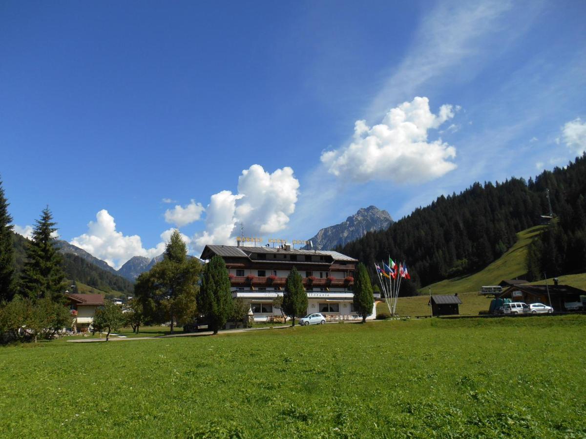 Monaco Sport Hotel Santo Stefano Di Cadore Exterior foto